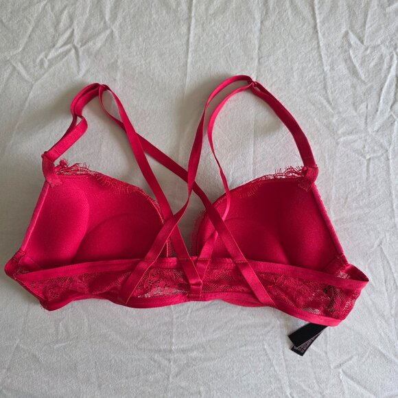 Victoria’s Secret  Push-Up Perfect Shape Bra in Lipstick Red, size 32A - Picture 2 of 4